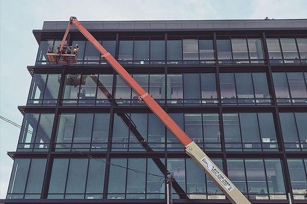 Commercial Window Cleaning San Francisco - Everything Facility Managers Should Know